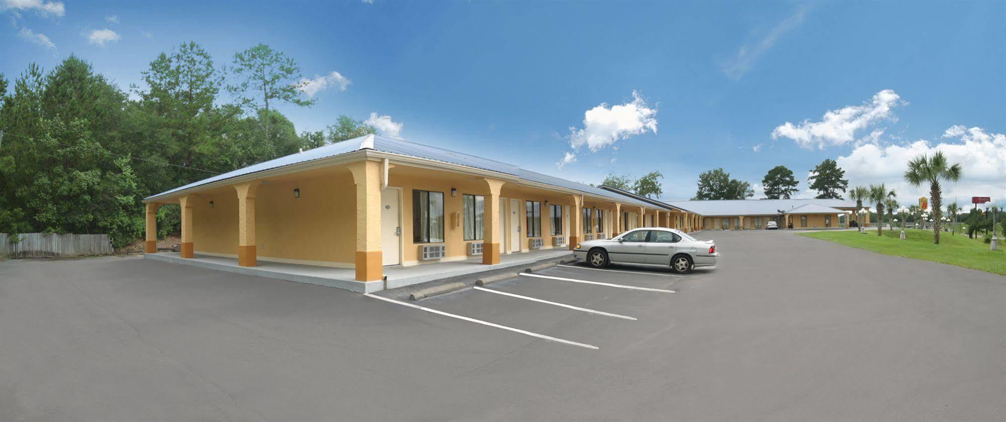 Days Inn By Wyndham דהפוניאק ספרינגס מראה חיצוני תמונה